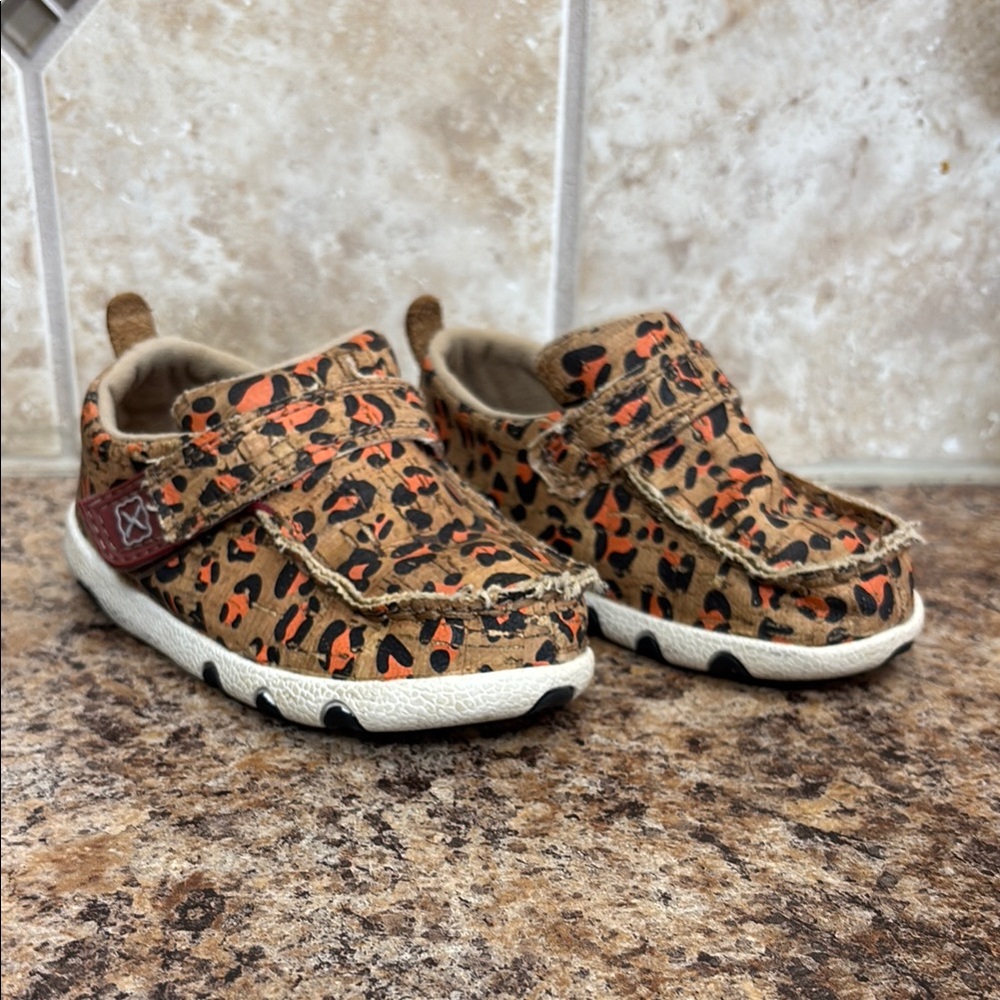 Twisted X Infant Leopard Cork Driving Mocs Size 7